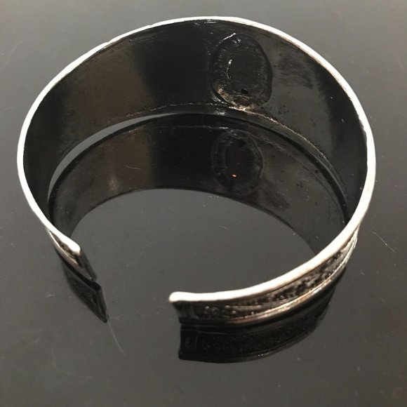 Southwestern Silver Cuff Blue Turquoise Bracelet - Picture 8 of 8